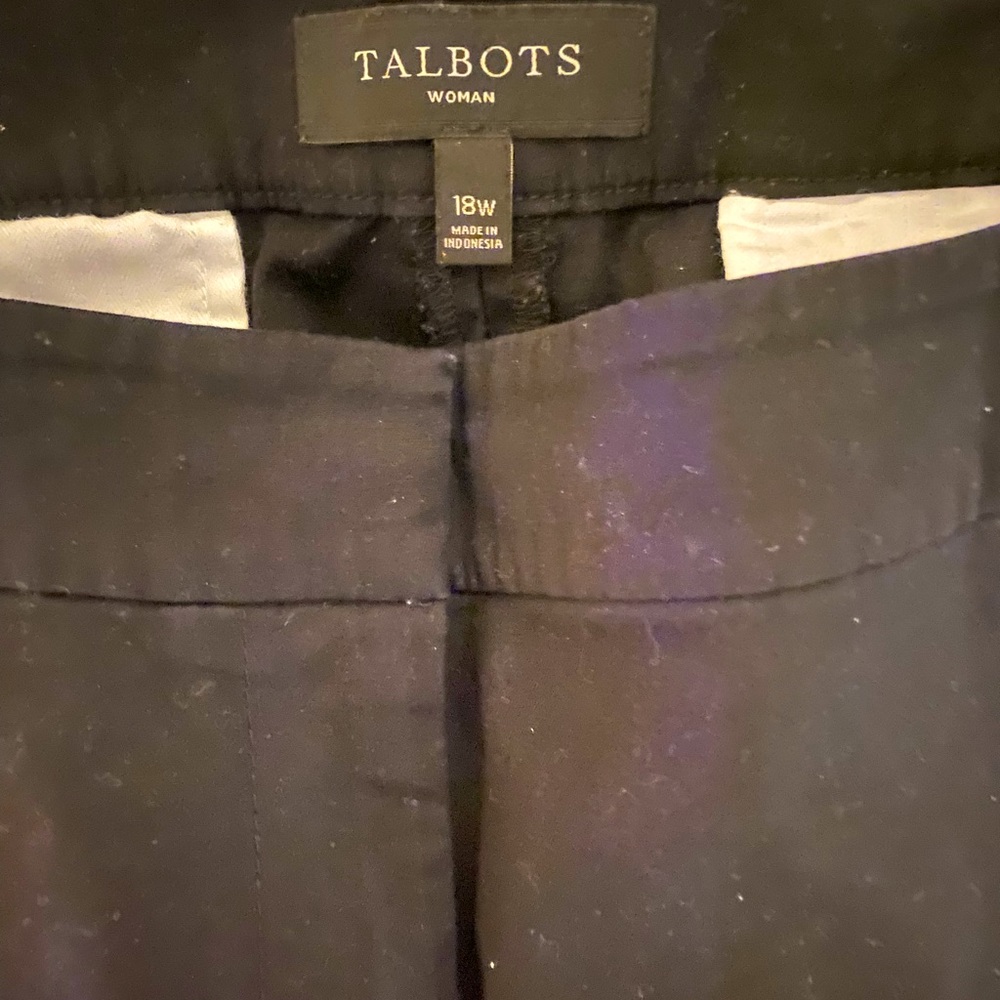 EUC Women’s Talbots Perfect Crop Pants Size 18W - Picture 2 of 7